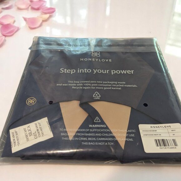 Honeylove - NWT - 2X - CrossOver Brief - Shaper/Compression Briefs - Navy - Picture 2 of 5